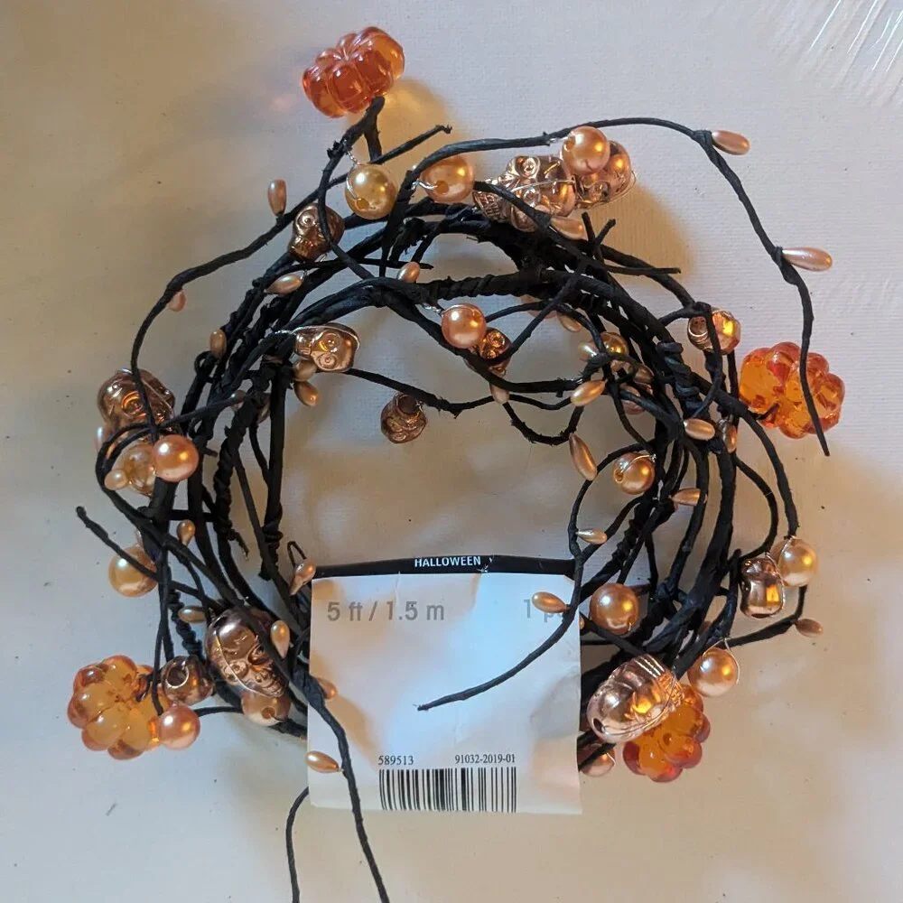 NWT Goth Skulls Pearls Orange Halloween Decoration Floral Garland Ashland Decor